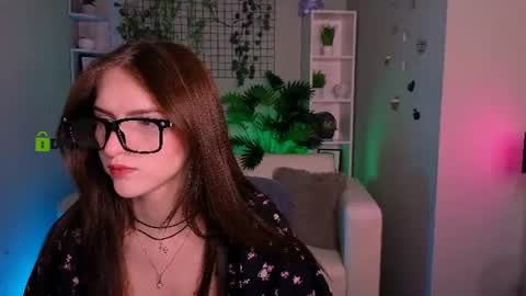 Naomi online show from 06-21-26, 09:12