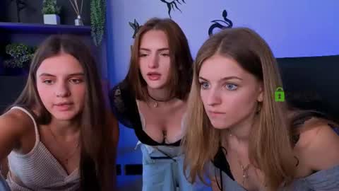 Naomi online show from 07-28-26, 11:17