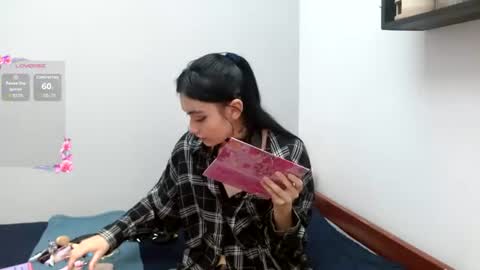 Snapshot of naomi_unu chatting on 07-30-26, 02:38 Naomi online show from 07-30-26, 02:38