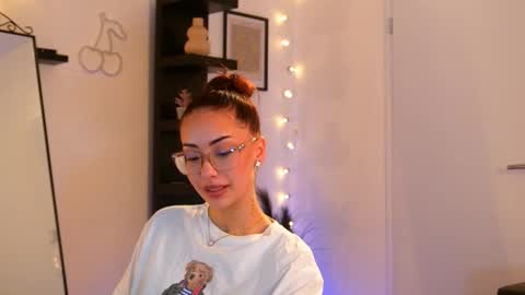 Snapshot of naomii_20 chatting on 11-07-25, 03:12 naomii_20 online show from 11-07-25, 03:12