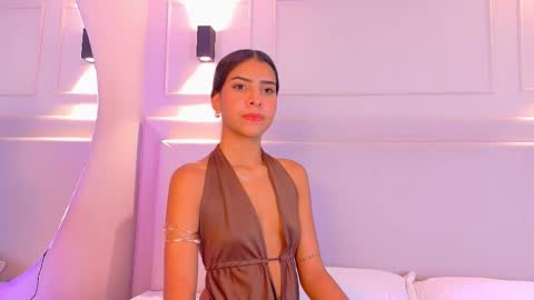 Snapshot of naomiklarc chatting on 11-13-25, 03:49 Naomi Klarc online show from 11-13-25, 03:49