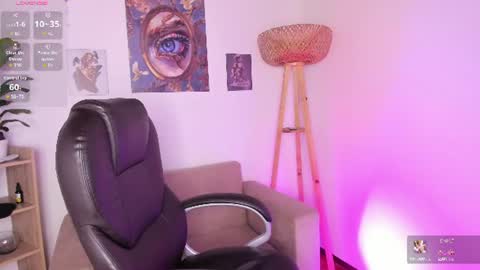 N A O M I  online show from 06-20-26, 10:23