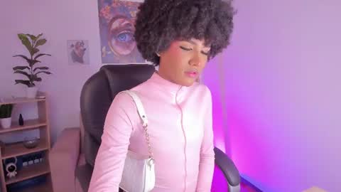 N A O M I  online show from 07-15-26, 02:50