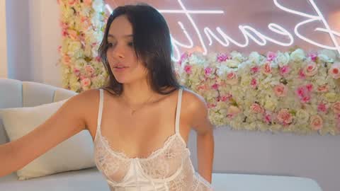 Naomi online show from 01-22-25, 02:46