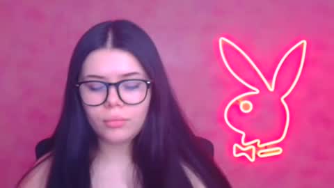 Snapshot of naomivibes chatting on 01-08-26, 06:26 Naomi online show from 01-08-26, 06:26