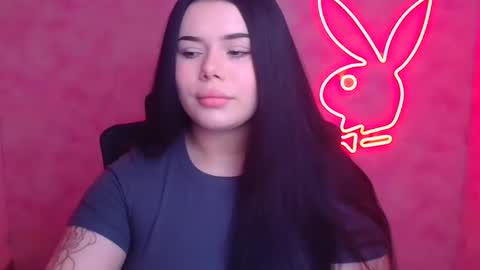 Snapshot of naomivibes chatting on 01-13-26, 12:21 Naomi online show from 01-13-26, 12:21