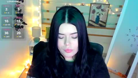 Snapshot of naomivibes chatting on 02-12-26, 07:42 Naomi online show from 02-12-26, 07:42