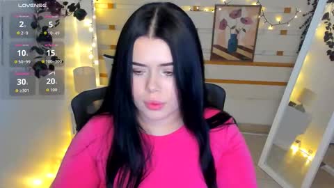 Snapshot of naomivibes chatting on 02-16-26, 09:55 Naomi online show from 02-16-26, 09:55