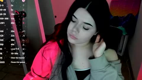 Snapshot of naomivibes chatting on 02-22-26, 09:57 Naomi online show from 02-22-26, 09:57