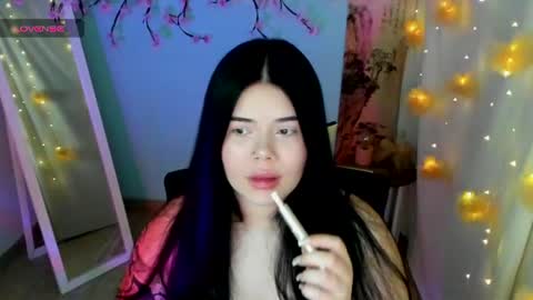 Snapshot of naomivibes chatting on 08-05-26, 06:16 Naomi online show from 08-05-26, 06:16