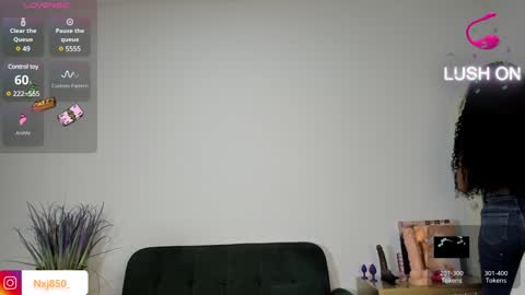 Snapshot of naomixjones1 chatting on 01-30-25, 07:48 Naomi online show from 01-30-25, 07:48