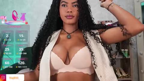 Snapshot of naomixjones1 chatting on 12-04-25, 09:34 Naomi online show from 12-04-25, 09:34