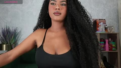 Naomi     online show from 04-10-26, 03:56