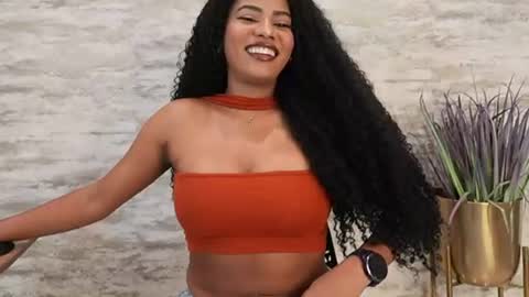 Naomi     online show from 07-18-26, 05:11
