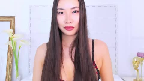 Naomi online show from 02-02-25, 01:12