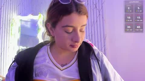 Naomy  online show from 03-27-26, 03:34