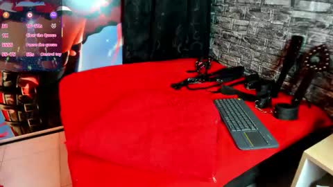 naomy  online show from 12-03-25, 11:41