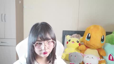 Naree online show from 10-18-25, 11:44