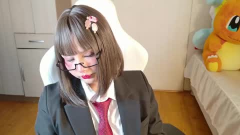 Snapshot of naree_masaki chatting on 05-23-26, 01:48 Naree online show from 05-23-26, 01:48