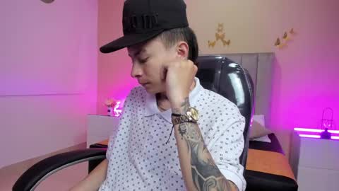 Nascary Fox online show from 03-30-26, 01:12