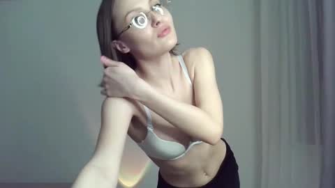 Snapshot of naslili chatting on 01-31-25, 04:25 Tina online show from 01-31-25, 04:25