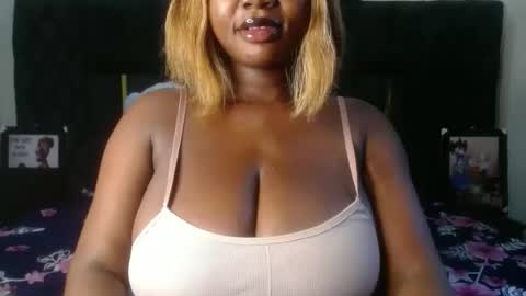 Amanda online show from 11-18-25, 10:41