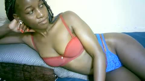 Marie online show from 10-19-25, 07:42