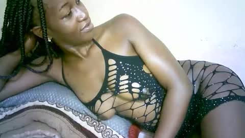 Marie online show from 10-23-25, 06:45