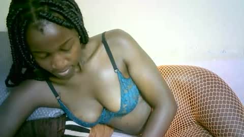 Marie online show from 10-25-25, 08:33