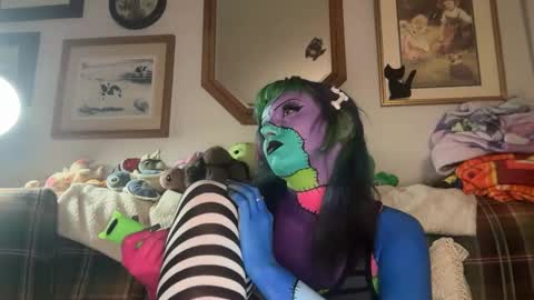 Snapshot of nastynecronancy chatting on 09-25-25, 03:21 online show from 09-25-25, 03:21