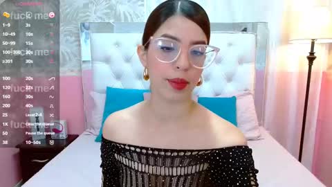 Snapshot of nat_bakers chatting on 02-25-25, 09:13 online show from 02-25-25, 09:13