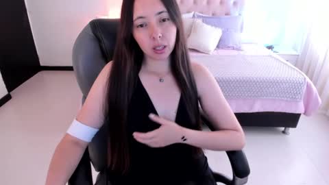 Snapshot of nata_velvet chatting on 09-16-25, 01:12 Nata online show from 09-16-25, 01:12