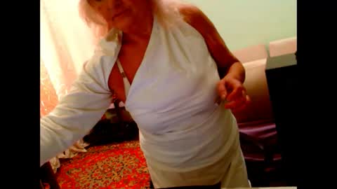 natali online show from 10-19-25, 09:32