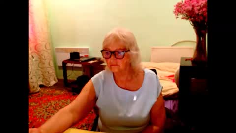 Snapshot of natali7634 chatting on 06-08-26, 03:23 natali online show from 06-08-26, 03:23