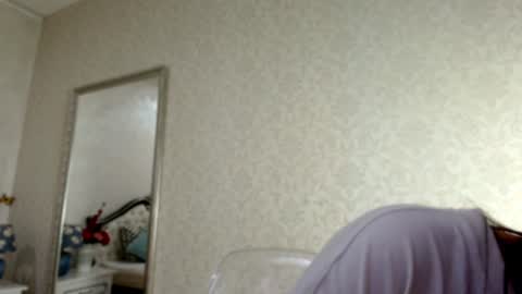 Snapshot of natalia_peach chatting on 01-10-25, 07:25 Wild influence online show from 01-10-25, 07:25