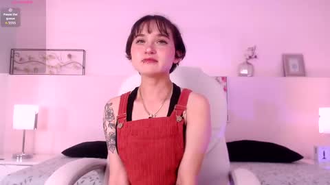 Natalia online show from 05-26-26, 03:35