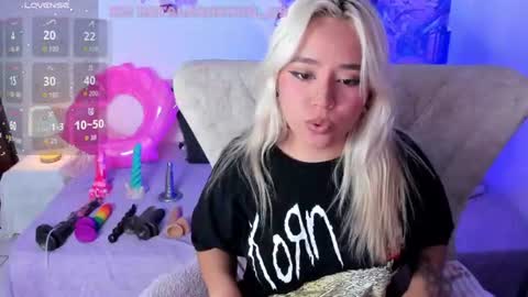 Snapshot of nataliahenao_69 chatting on 06-14-26, 02:57 Nataliua Henao online show from 06-14-26, 02:57
