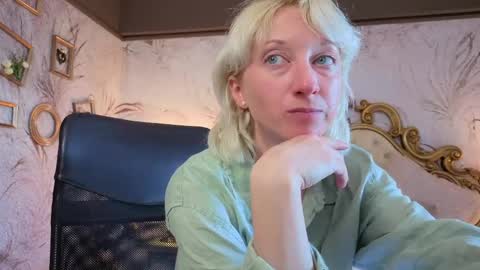Natalie online show from 05-19-26, 07:37
