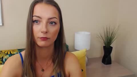 Snapshot of natalie_live chatting on 05-14-26, 07:48 NatalieSexy online show from 05-14-26, 07:48