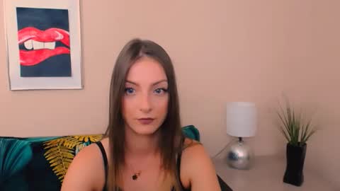 Snapshot of natalie_live chatting on 05-27-26, 06:32 NatalieSexy online show from 05-27-26, 06:32