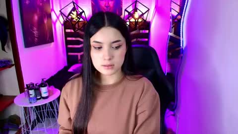 natalie  online show from 06-06-26, 08:13