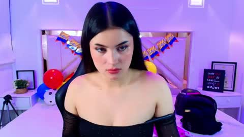 natalie  online show from 06-24-26, 08:19