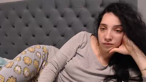 Snapshot of natalie_mia chatting on 01-18-25, 03:31 Miia online show from 01-18-25, 03:31