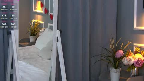 nataliecroft online show from 04-23-26, 04:03