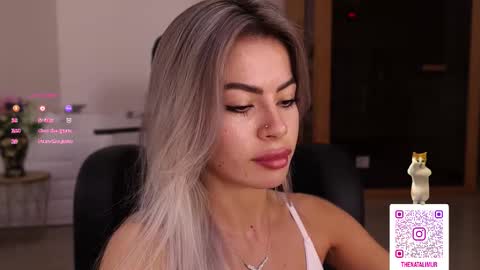 Snapshot of natalimurr chatting on 10-27-25, 02:54 Natali online show from 10-27-25, 02:54