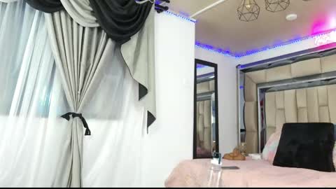 Nataly Kydman online show from 04-21-26, 01:42