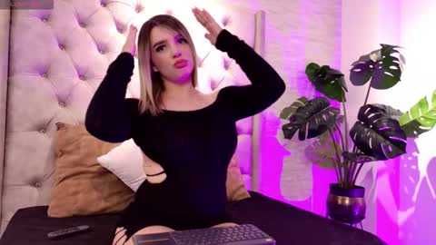 Snapshot of nataly_lblanck chatting on 10-18-25, 12:17 nataly_lblanck online show from 10-18-25, 12:17