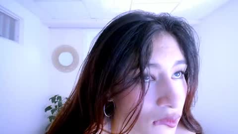 Snapshot of nataly_mcry chatting on 06-02-26, 08:44 NATALY online show from 06-02-26, 08:44