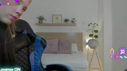 Nataly online show from 04-05-26, 02:20