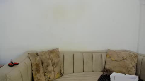 Naty online show from 10-01-25, 03:07